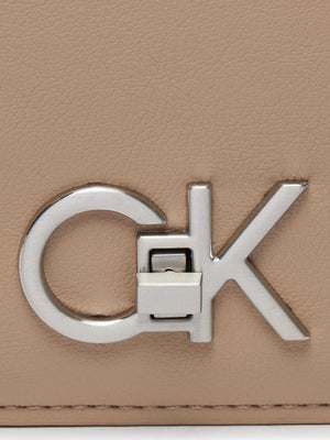 Calvin Klein Borsa Donna Mod. K60K611336 PFA Beige