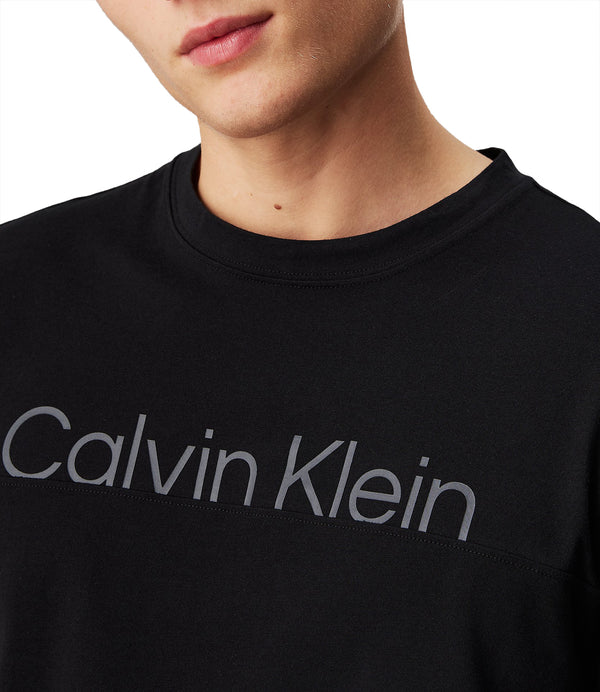 Calvin Klein T-shirt Pw - Graphic S/S T-S Uomo Mod. 00GMF4K142 BAE Black Beauty
