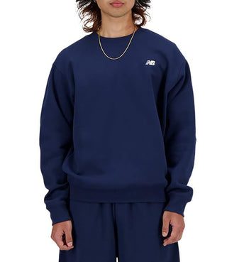 New Balance Felpa G Sport Essentials Fleece Crew - New Spruce Uomo Mod. MT41510 NNY Nb Navy