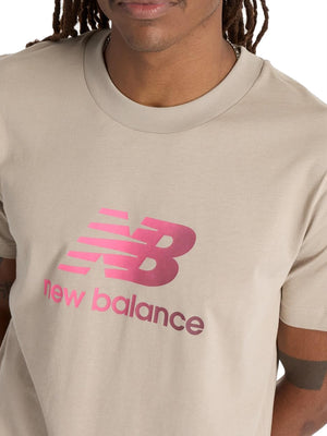 New Balance T-shirt Sport Essentials Gradient Logo T-Shirt - Nb Navy Uomo Mod. MT51503 ADS Arid Stone