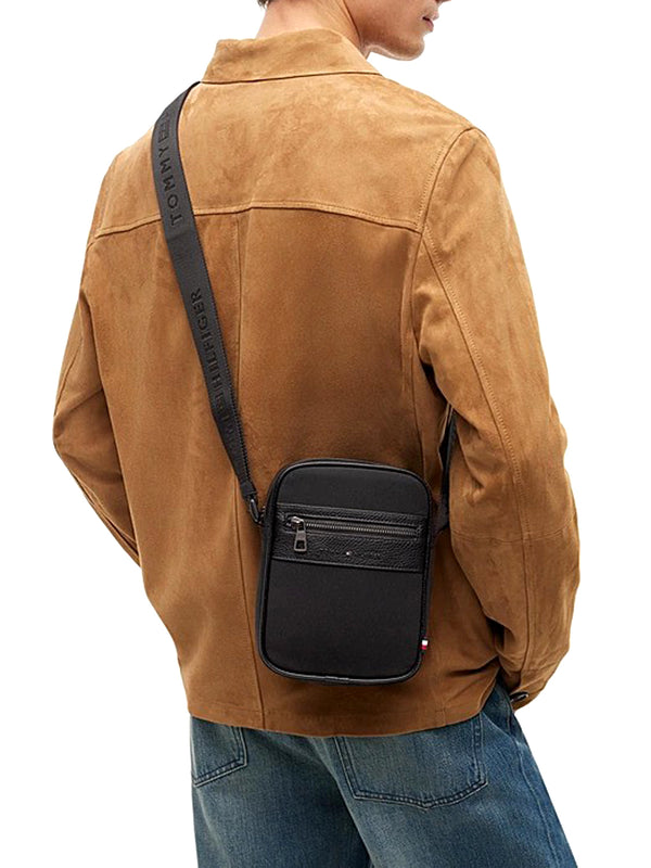 Tommy Hilfiger Borsa a Tracolla Uomo Mod. AM0AM14448 BDS Nero