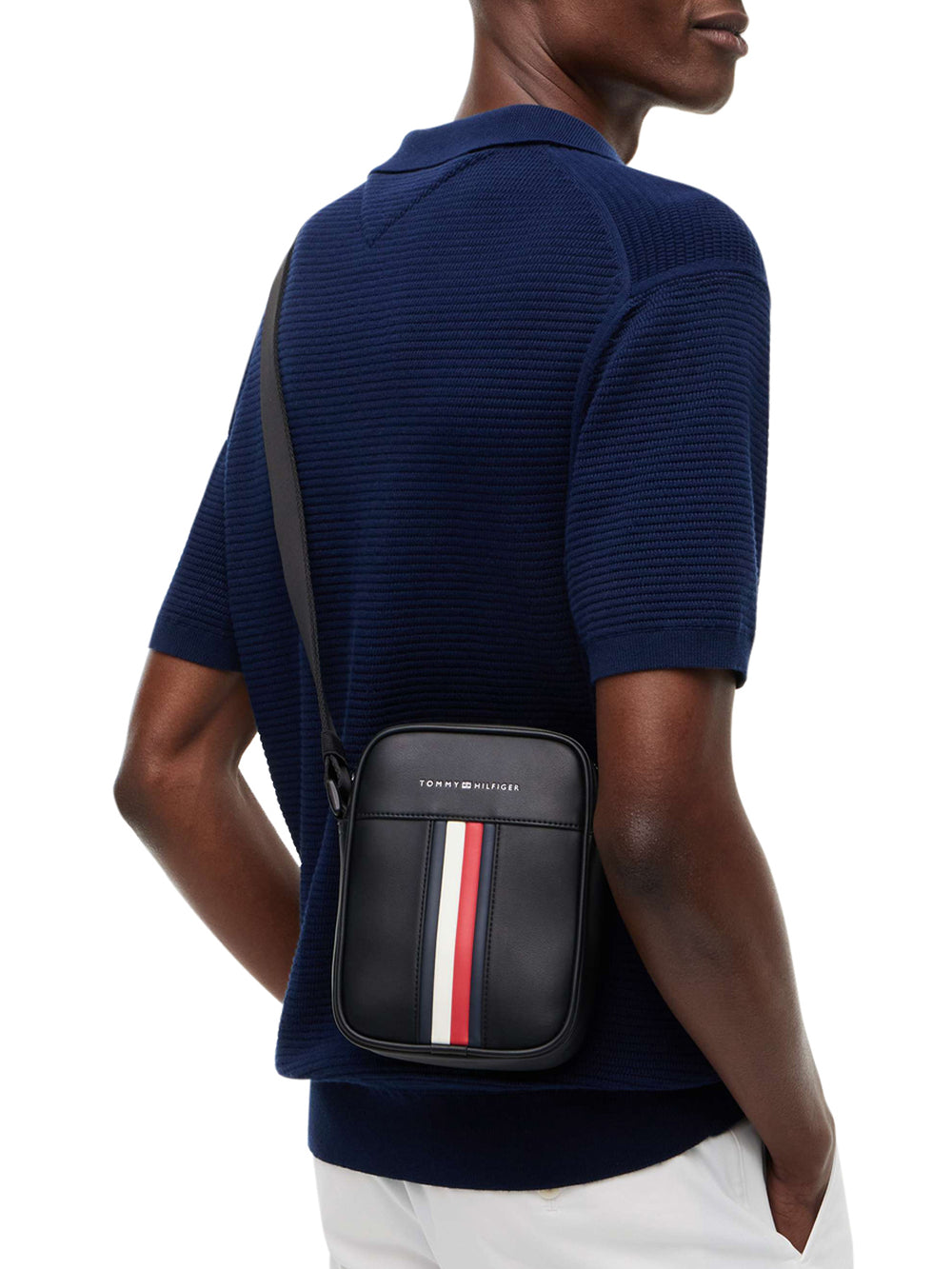 Tommy Hilfiger Borsa a Tracolla Uomo Mod. AM0AM14518 BDS Nero