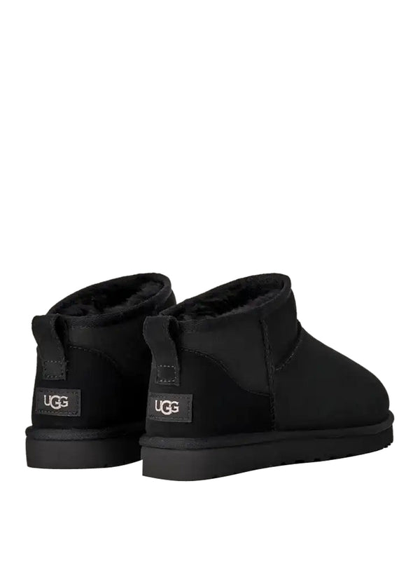 UGG Stivaletto Uomo Mod. 1137391 M CLASSIC ULTRA MINI BLK Nero